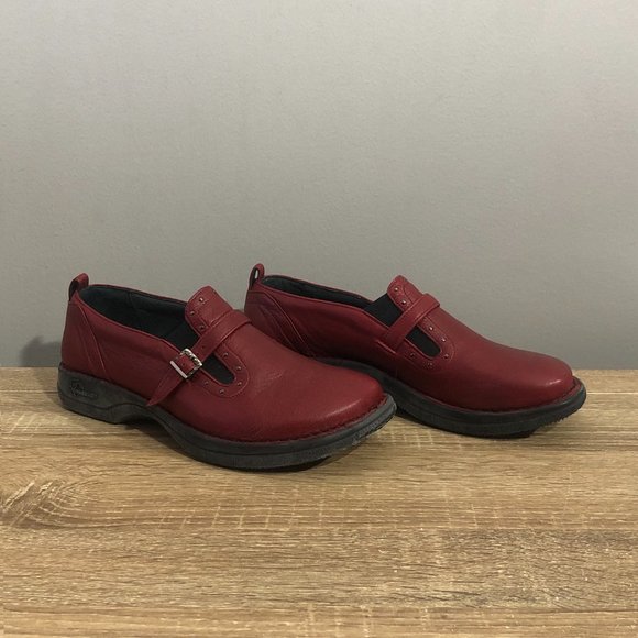 Dromedaris Womens Size 38 Red Leather Portugal Comfort Shoes Slip On Loafers - Picture 2 of 16